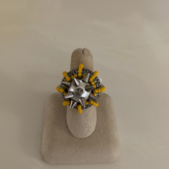 Cyber Monday Deal- New Gucci Spike Ring W/Pearl - Picture 1 of 5